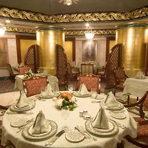 5* Otel Hilton